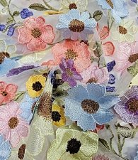 Кружево на сетке 3Д пастель